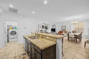 18016 W Ivy Ln, Surprise, AZ 85388 - Photo 15