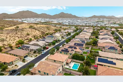 7629 W Fetlock Trail, Peoria, AZ 85383 - Photo 49