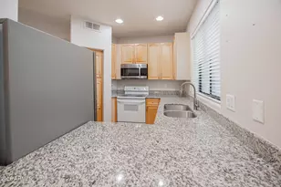 4200 N 82nd St, Scottsdale, AZ 85251 - Photo 9