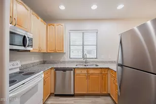 4200 N 82nd St, Scottsdale, AZ 85251 - Photo 11