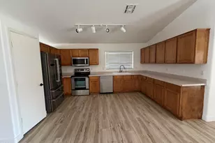 1933 E Tyson Pl, Chandler, AZ 85225 - Photo 7