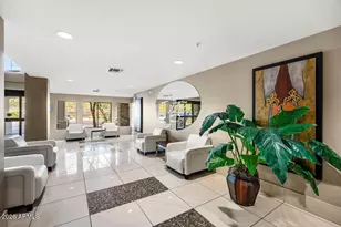 5450 E Deer Valley Dr, Phoenix, AZ 85054 - Photo 15