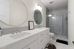 8409 N Diller Grove Ln, Phoenix, AZ 85021 - Photo 33