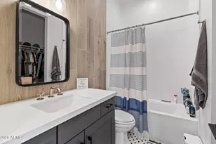 8409 N Diller Grove Ln, Phoenix, AZ 85021 - Photo 25