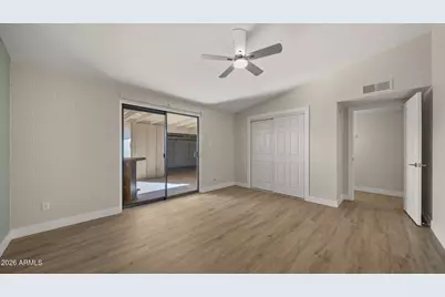10518 W Oakmont Drive, Sun City, AZ 85351 - Photo 13