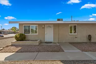 10518 W Oakmont Dr, Sun City, AZ 85351 - Photo 1