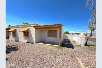 522 E 9th Avenue #Apt 3, Apache Junction, AZ 85119 - Photo 1