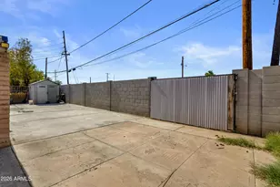 2426 W Weldon Ave, Phoenix, AZ 85015 - Photo 25