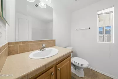10960 N 67th Avenue, Glendale, AZ 85304 - Photo 17