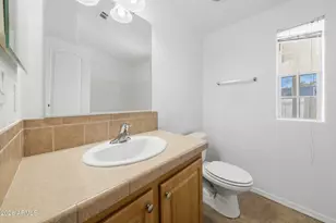 10960 N 67th Ave, Glendale, AZ 85304 - Photo 17