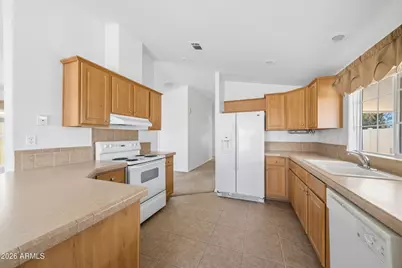 10960 N 67th Avenue, Glendale, AZ 85304 - Photo 13