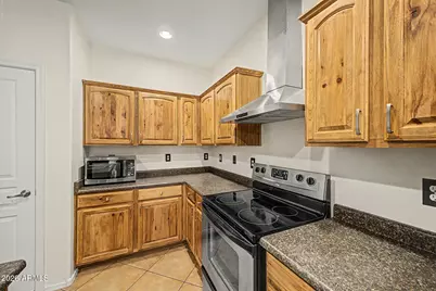 15352 W Wethersfield Road, Surprise, AZ 85379 - Photo 13