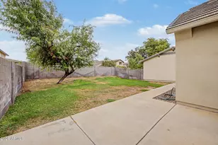 15352 W Wethersfield Rd, Surprise, AZ 85379 - Photo 31