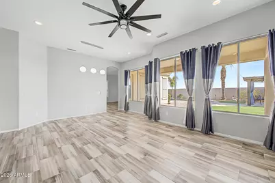10455 E Medina Avenue, Mesa, AZ 85209 - Photo 7