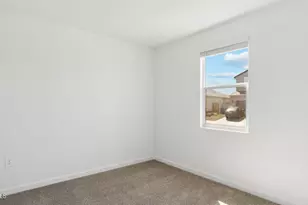 2898 W Sonrisa Ave, Apache Junction, AZ 85120 - Photo 9