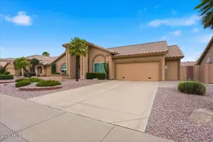8811 W Kimberly Way, Peoria, AZ 85382 - Photo 7