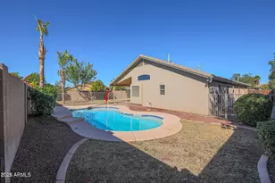 10269 W Patrick Ln, Peoria, AZ 85383 - Photo 33