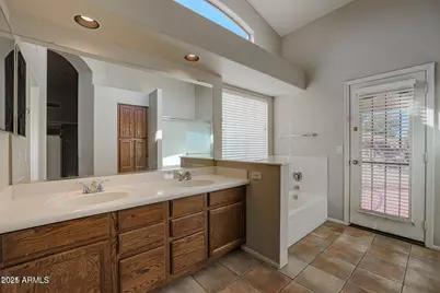 10269 W Patrick Lane, Peoria, AZ 85383 - Photo 17