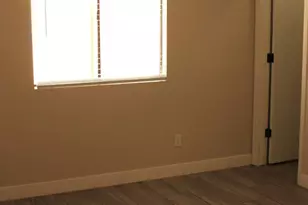 5425 N 74th Dr, Glendale, AZ 85303 - Photo 11
