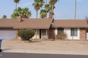9229 N 40th Dr, Phoenix, AZ 85051 - Photo 1