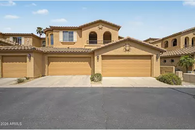 10655 N 9th Street #205, Phoenix, AZ 85020 - Photo 1