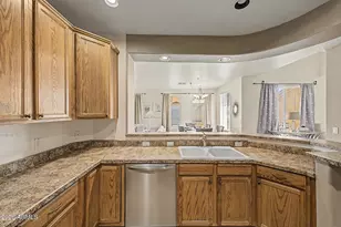 10655 N 9th St, Phoenix, AZ 85020 - Photo 13