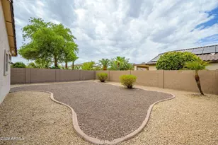 18145 W Westpark Blvd, Surprise, AZ 85388 - Photo 25