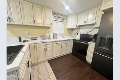20621 E Emerald Drive, Black Canyon City, AZ 85324 - Photo 15
