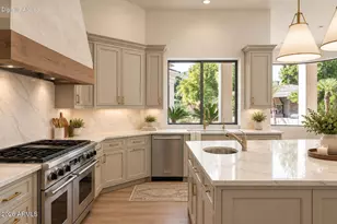 6243 E Camelback Rd, Scottsdale, AZ 85251 - Photo 17