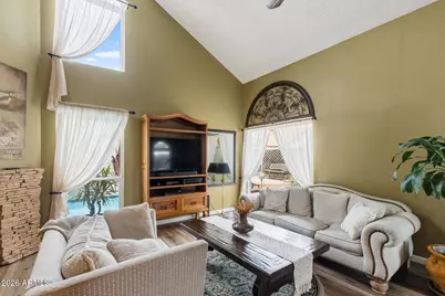 422 E Kerry Lane, Phoenix, AZ 85024 - Photo 21