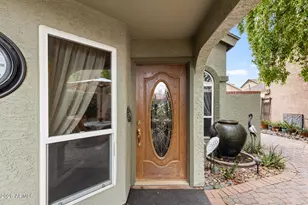 422 E Kerry Ln, Phoenix, AZ 85024 - Photo 13