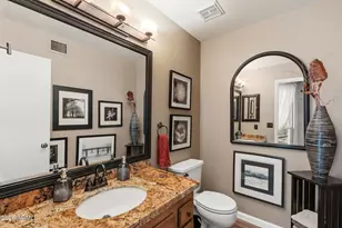422 E Kerry Ln, Phoenix, AZ 85024 - Photo 17
