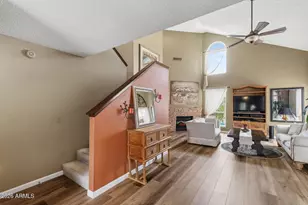 422 E Kerry Ln, Phoenix, AZ 85024 - Photo 15