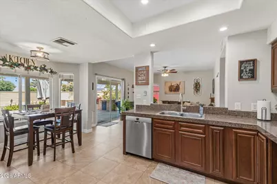 5422 E Fountain Circle, Mesa, AZ 85205 - Photo 7