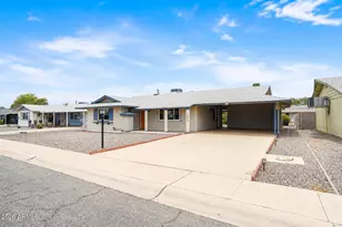 10819 W Canterbury Dr, Sun City, AZ 85351 - Photo 5
