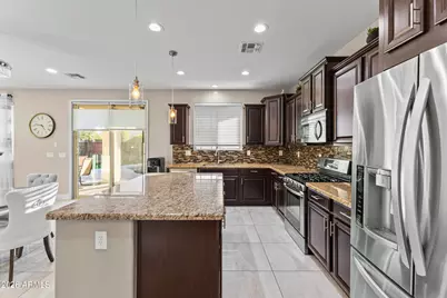 14901 W Dreyfus Street, Surprise, AZ 85379 - Photo 17