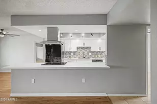 9433 W Hutton Dr, Sun City, AZ 85351 - Photo 7