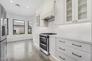 26428 North 42nd Pl, Phoenix, AZ 85050 - Photo 7