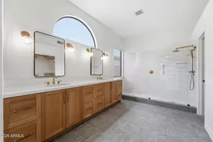 26428 North 42nd Pl, Phoenix, AZ 85050 - Photo 13