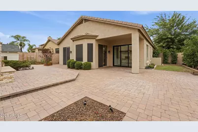 26428 N 42nd Place, Phoenix, AZ 85050 - Photo 21