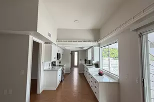 10922 W Welk Dr, Sun City, AZ 85373 - Photo 5