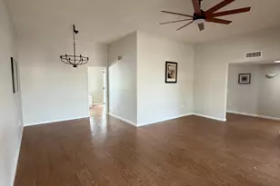 10922 W Welk Dr, Sun City, AZ 85373 - Photo 7