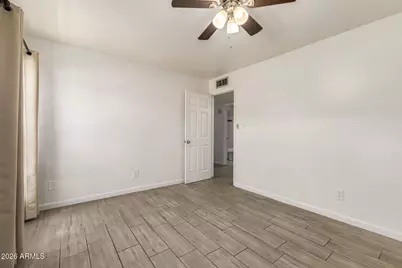 5966 W Augusta Avenue, Glendale, AZ 85301 - Photo 17