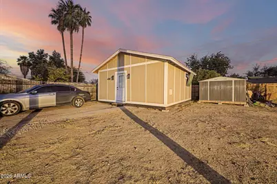 2429 W Morten Avenue, Phoenix, AZ 85021 - Photo 19