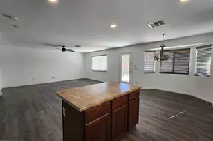 42065 W Hillman Dr, Maricopa, AZ 85138 - Photo 3