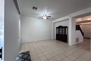 218 E Sunburst Ln, Tempe, AZ 85284 - Photo 9
