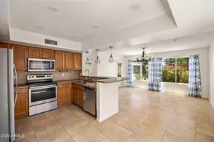 163 W Monona Dr, Phoenix, AZ 85027 - Photo 7