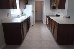 7413 W Corrine Dr, Peoria, AZ 85381 - Photo 3