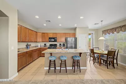 1898 S 160th Lane, Goodyear, AZ 85338 - Photo 11