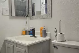 925 W Peoria Ave, Phoenix, AZ 85029 - Photo 17